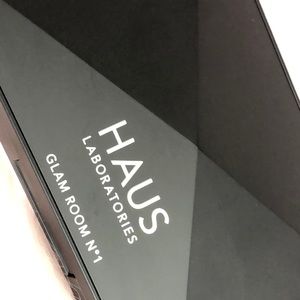 Haus Labs Glam Room No.1 “Fame” eyeshadow palette